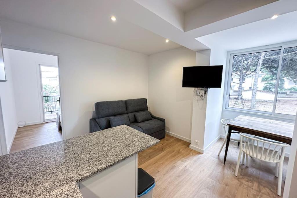 Can Romy Appartement T2F A 20M De La Plage De Cala Montgo L' Escala Eksteriør bilde